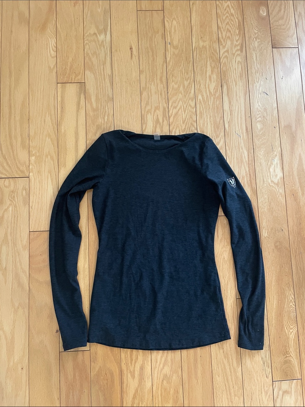 XS Beyond Yoga Black Long Sleeve Scoop Neck Top